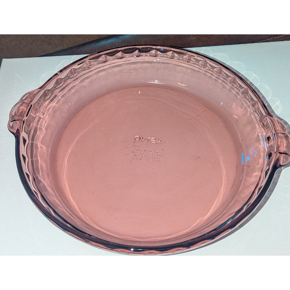 Pyrex Cranberry Glass 10" Pie Plate w/Handles 1 Qt Country Kitchen Bake Dish Vtg